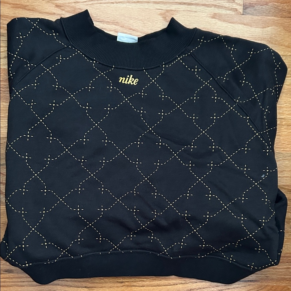 Nike Black and Gold Crewneck Sweater